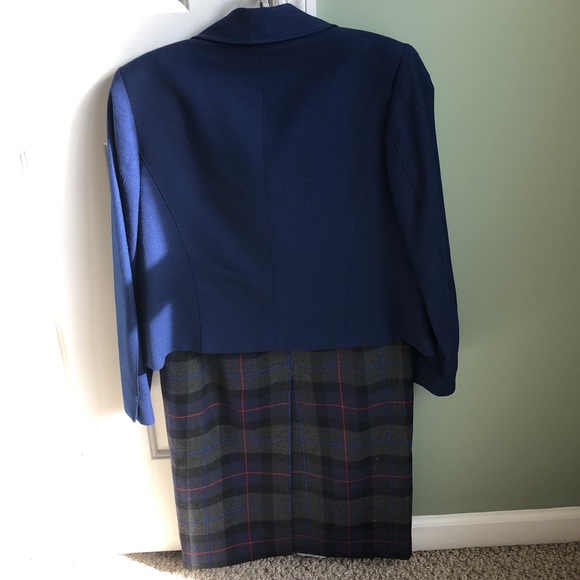 Vintage Talbots Skirt and Blazer Set - Picture 3 of 6